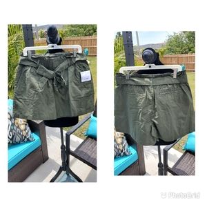 Liz Claiborne Army Green Shorts